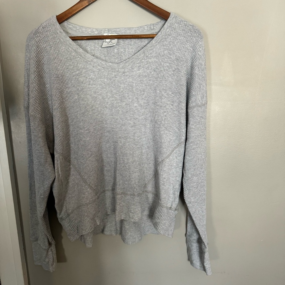 Gray V-Neck Aerie sweater
